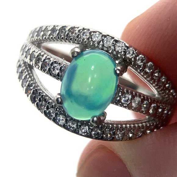 Blue Opal 1.57ct Platinum Finish Solid 925 Sterling Silver Ring - Picture 1 of 7